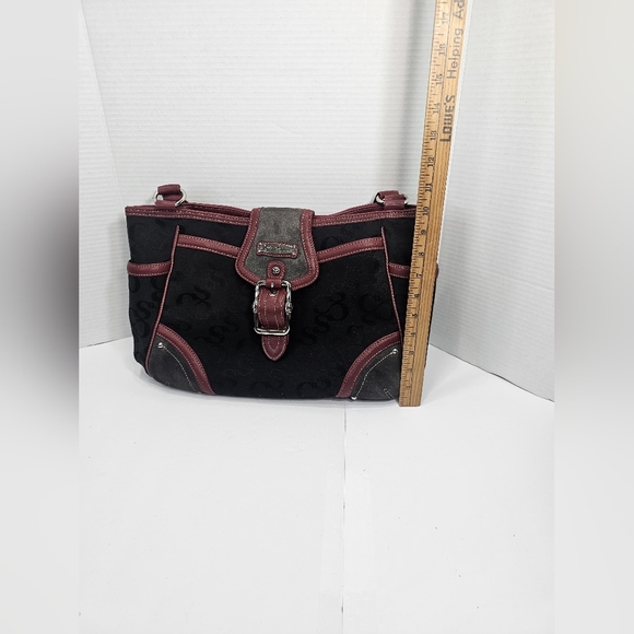 Sophia Caperelli.Stylish Black and Burgundy Handbag - Picture 14 of 16